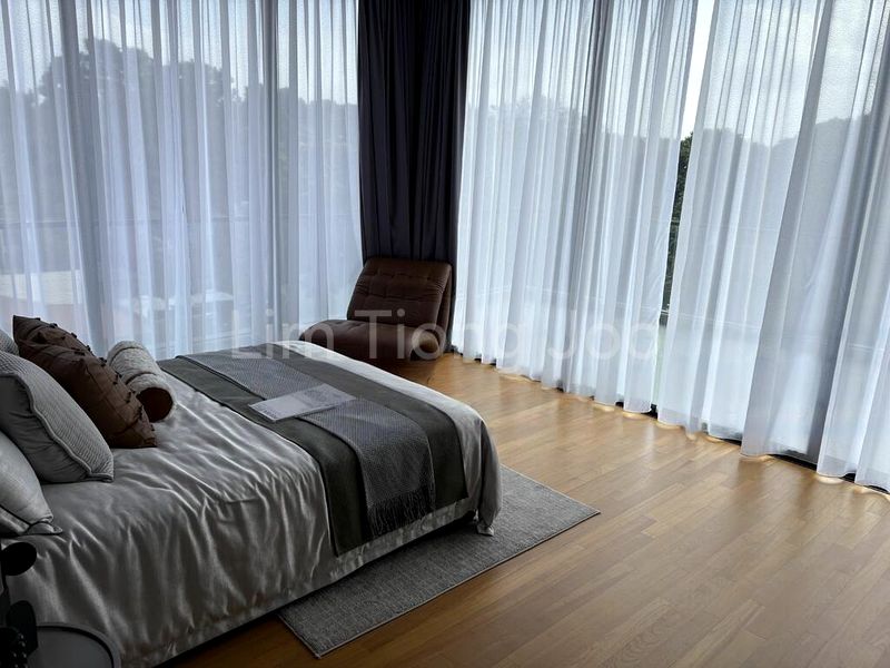 7 Bed Semi-Detached House (Landed) for Sale in  New Upper Changi Road - Image 2